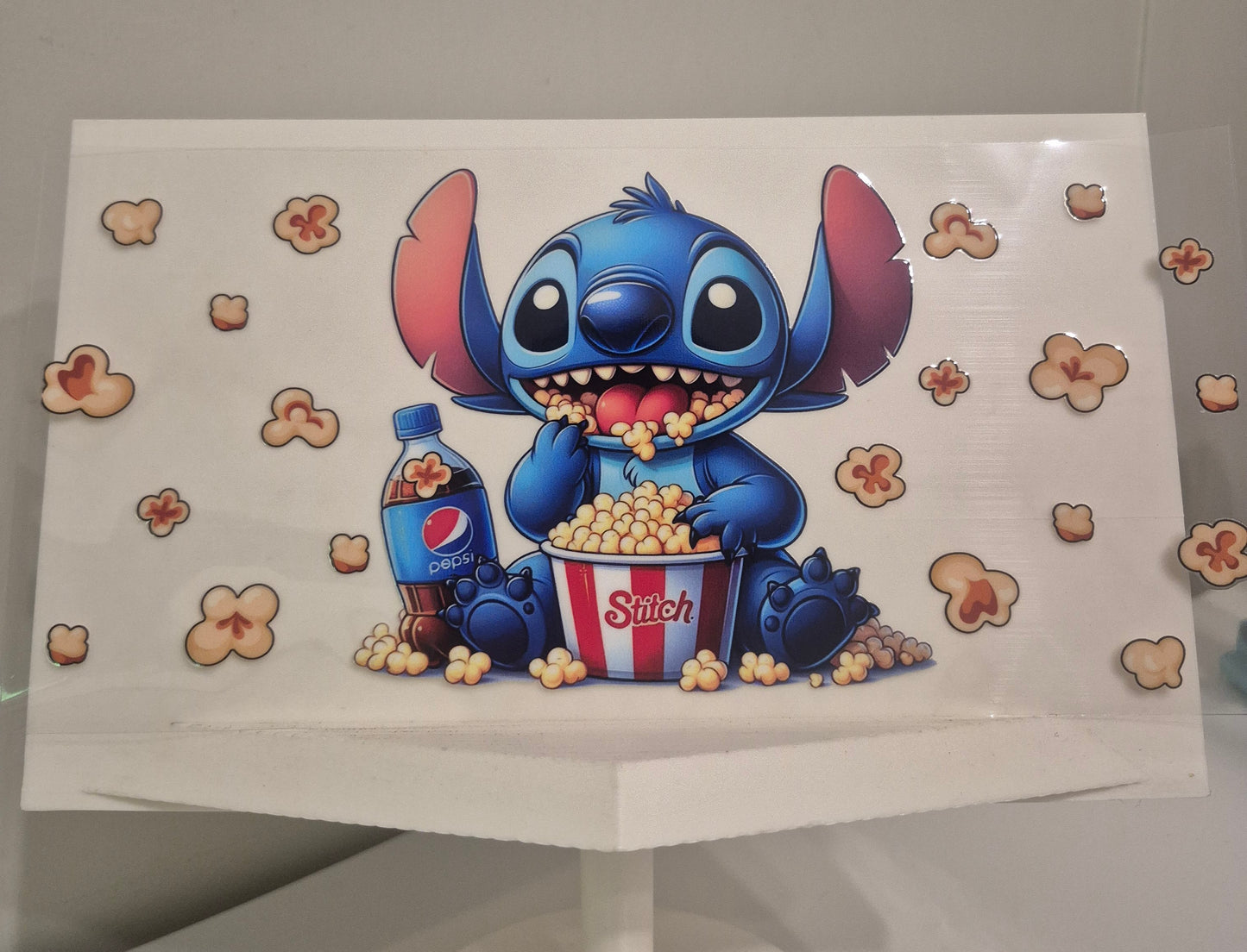Blue Alien and popcorn